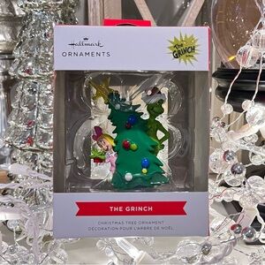 Hallmark Dr. Seuss's The Grinch with Cindy Lou Who Christmas Tree Ornament